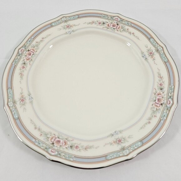 Noritake Rothschild Ivory China Platinum Band Bread & Butter Plates – Set of 4 - Picture 14 of 16
